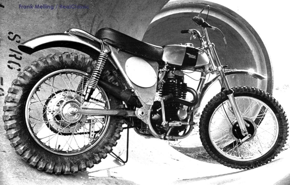 BSA b50 b50ss b50mx b50t seat　シート　トライアンフ BSA b50 b50ss b50mx b50t seat シート トライアンフ - メルカリ